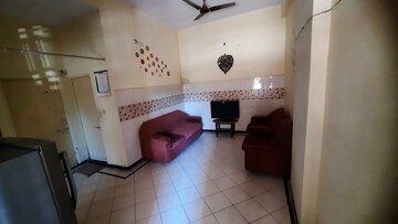 Master Bedroom in 2 BHK Apartment at Satellite – for Rent