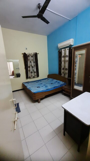2 BHK Apartment For Rent in Satellite