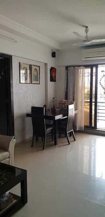 2 BHK Apartment For Rent in Andheri West