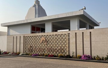 Plot For Sale in Amolik Aster Woods, Sector 98