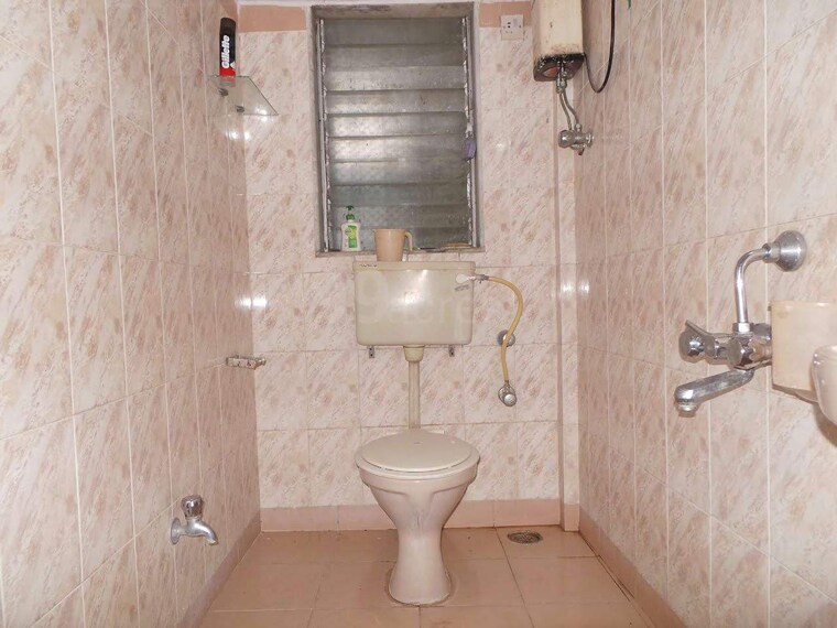 Bathroom, dheeraj-enclave 2 Bedroom 915 Sq.Ft. Apartment In Borivali East Mumbai 8441754