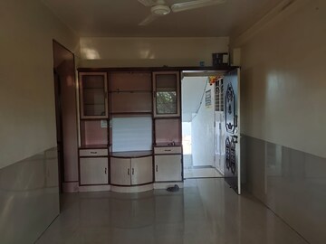 Room in 2 BHK Apartment at Kamaal Chok – for Sale
