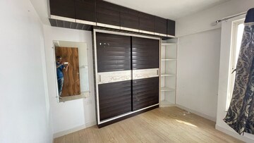 Room in 2 BHK Apartment at KFP Chesterfield, Dhanori – for Rent