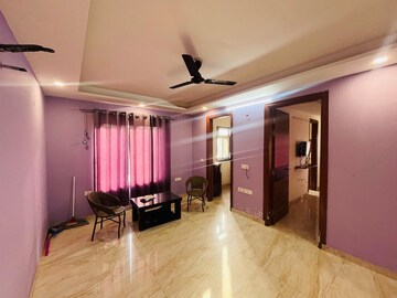 Living Room in 2 BHK Apartment at SAS Tower, Sector 38 – for Rent