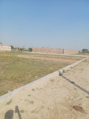  Plot For Sale in Jewar