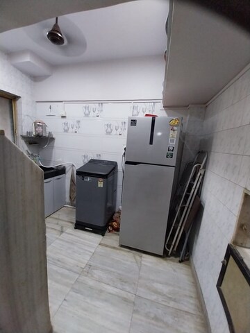 Master Bedroom in 1 BHK Apartment at Dahisar West – for Rent