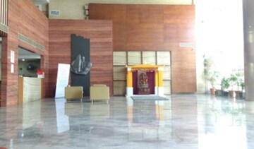 Office Space – Exterior View View at Dynasty Business Park, Andheri East - for Rent