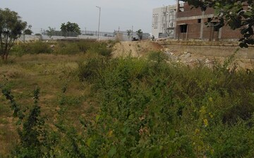 Plot For Sale in Adibatla