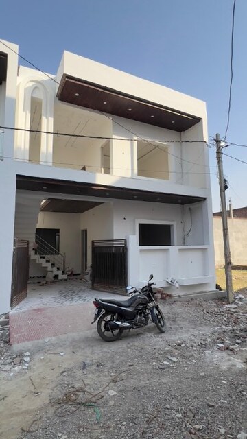 3 BHK Villa – Exterior View View at Naubasta Kala - for Sale