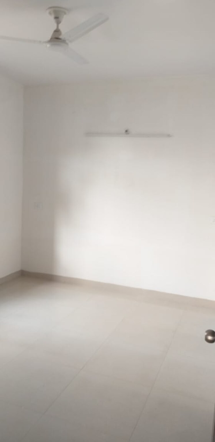 Room, rohtas-plumeria 3 Bedroom 1700 Sq.Ft. Apartment In Gomti Nagar Lucknow 8442169