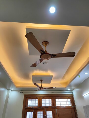 Furnished Amenities in 3 BHK Builder Floor at Niti Khand ii – for Rent
