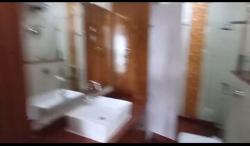 Furnished Amenities in 3 BHK Builder Floor at New Friends Colony – for Rent