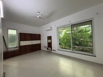 Room in 3 BHK Apartment at Prestige Tranquil, Kokapet – for Rent