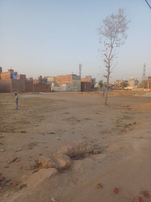  Plot For Sale in Dheeraj Nagar
