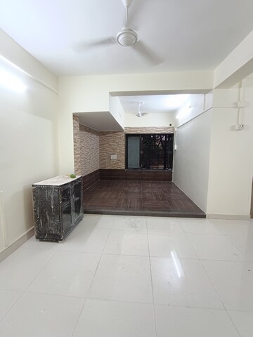 2 BHK Apartment For Rent in Borivali West