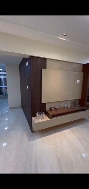 Room in 2 BHK Apartment at Goregaon West – for Sale