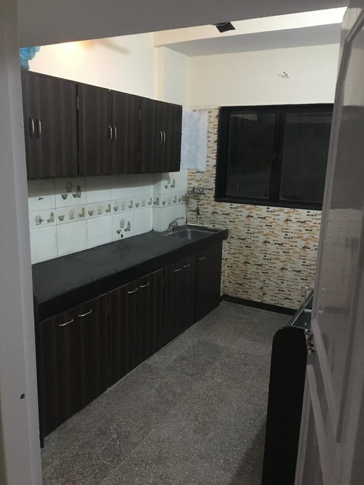 Kitchen, velentine-tower 2 Bedroom 700 Sq.Ft. Apartment In Goregaon East Mumbai 8442385