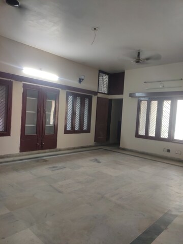 Floor Plan in  Warehouse at Gomti Nagar – for Rent