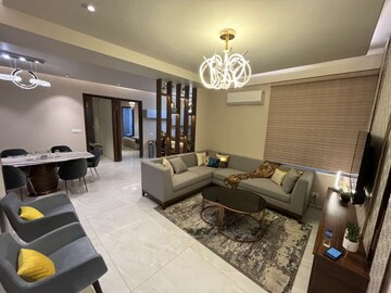 Bedroom in 3 BHK Builder Floor at CRD Golden Castle, Patiala Road – for Sale