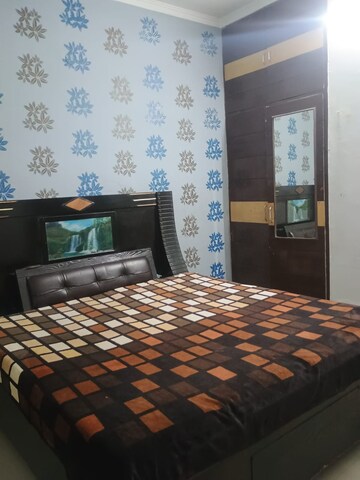 Bedroom in 3 BHK Builder Floor at Sainik Plaza, Sector 49 – for Sale