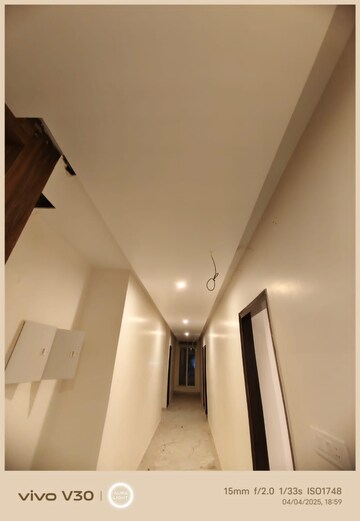 Furnished Amenities in 6+ BHK Villa at Gomti Nagar – for Rent