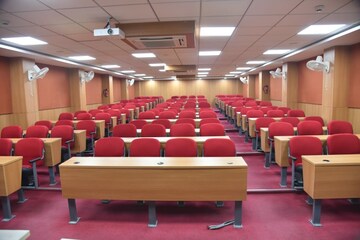 Office Space For Rent in Vijay Tower Gomti Nagar, Gomti Nagar