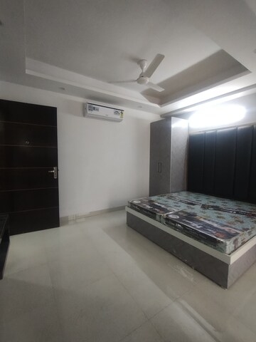 Staircase in 1 BHK Builder Floor at Ansal Sushant Lok I, Sector 43 – for Rent