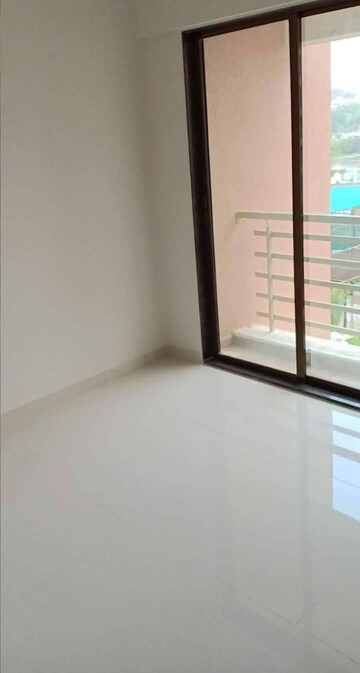 Room in 1 BHK Apartment at Bhoomi Acropolis, Virar West – for Rent