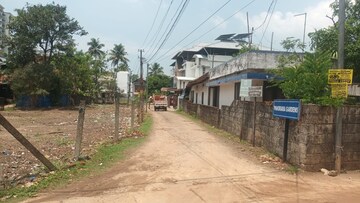  Plot – Exterior View View at Nettoor - for Sale