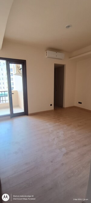 Furnished Amenities in 4 BHK Apartment at Eros Edenwood Towers, Lakkarpur – for Sale