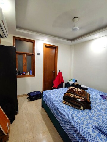 Bedroom in 2 BHK Builder Floor at Saket – for Rent