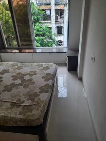 Bedroom in 1 BHK Apartment at Andheri West – for Rent