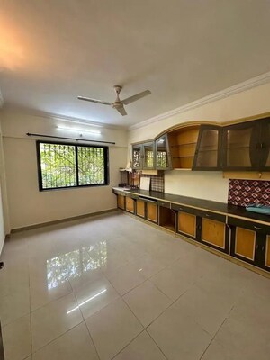 Room in 3 BHK Apartment at Flower Valley Apartment, Wanowrie – for Sale
