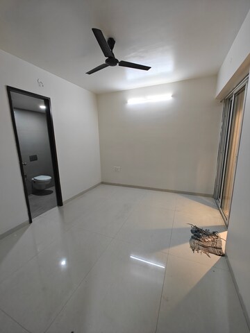 Room in 3 BHK Apartment at Akshar Alvario, Seawoods – for Sale