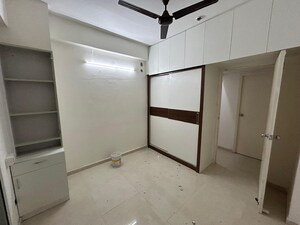 Room in 2 BHK Apartment at Signature The Millennia 2, Sector 37d – for Sale