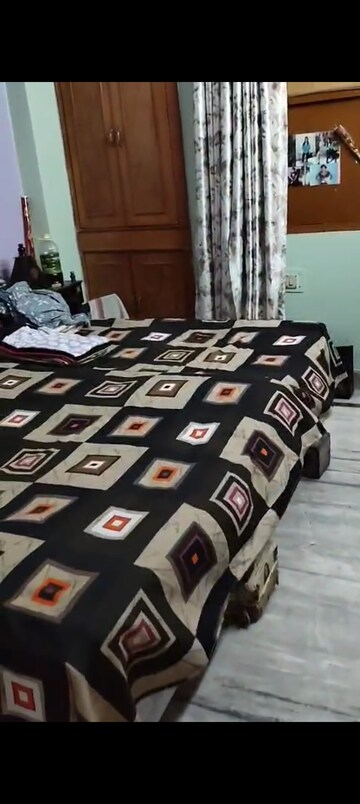 Bedroom in 1 BHK Builder Floor at Vaishali Sector 2 – for Sale