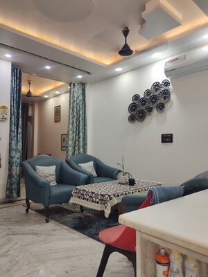 Furnished Amenities in 2 BHK Builder Floor at Lajpat Nagar 4 – for Sale