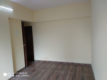 Room in 2 BHK Apartment at Parsn Nehru Nagar Shiv Vaibhav CHS, Kurla – for Rent