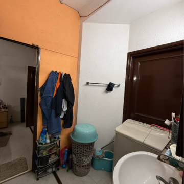 Attached Bathroom in 1.5 BHK Builder Floor at Kalkaji – for Rent