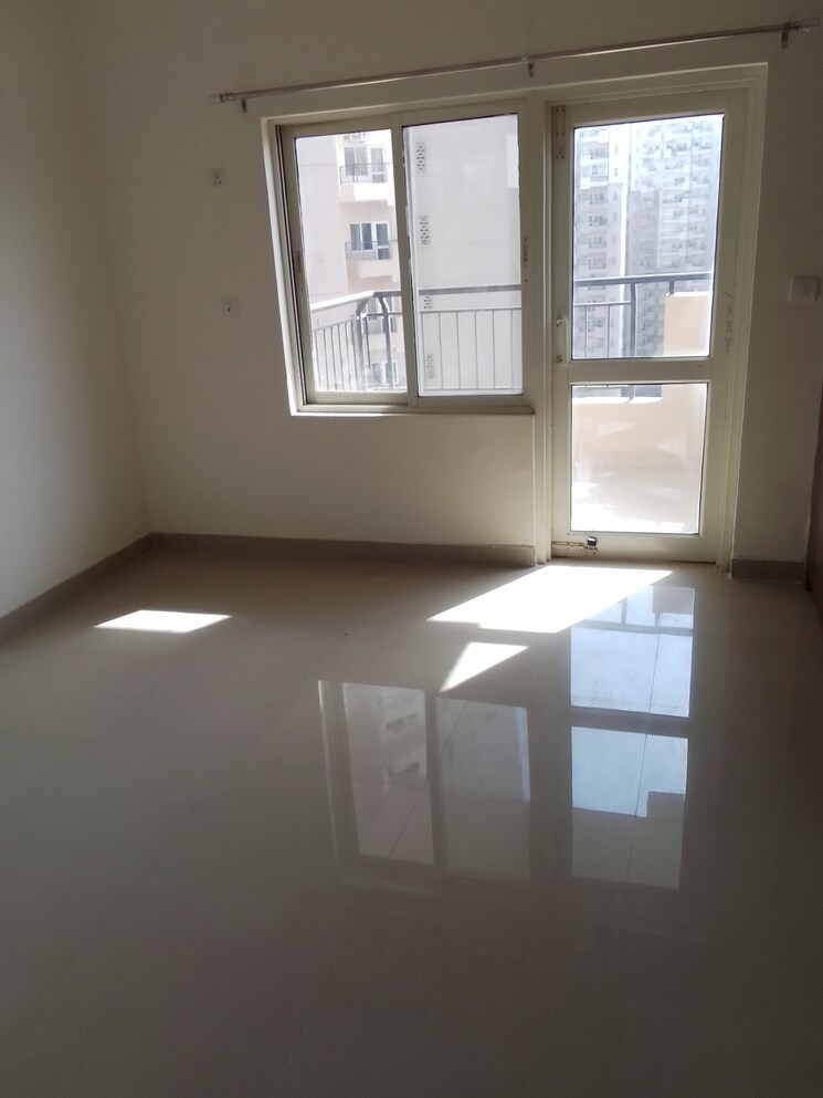 Room, ramprastha-awho 3 Bedroom 1750 Sq.Ft. Apartment In Sector 95 Gurgaon 8442836