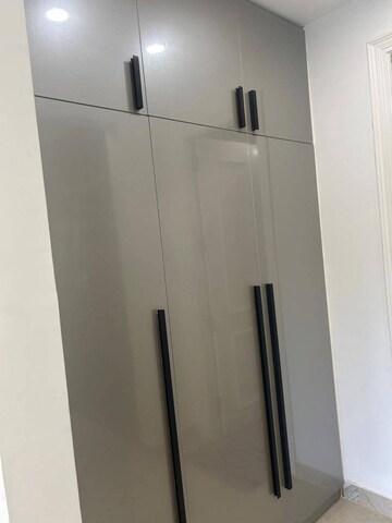 Building Lobby in Studio Builder Floor at Sector 21 – for Rent