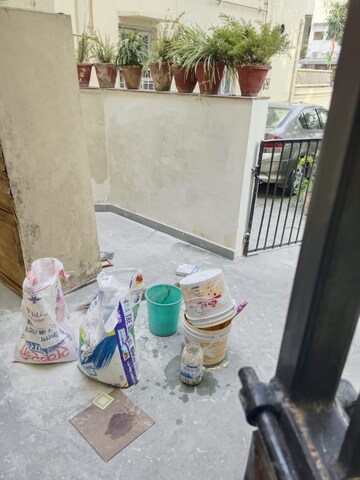 Balcony in 3 BHK Builder Floor at Saket – for Rent