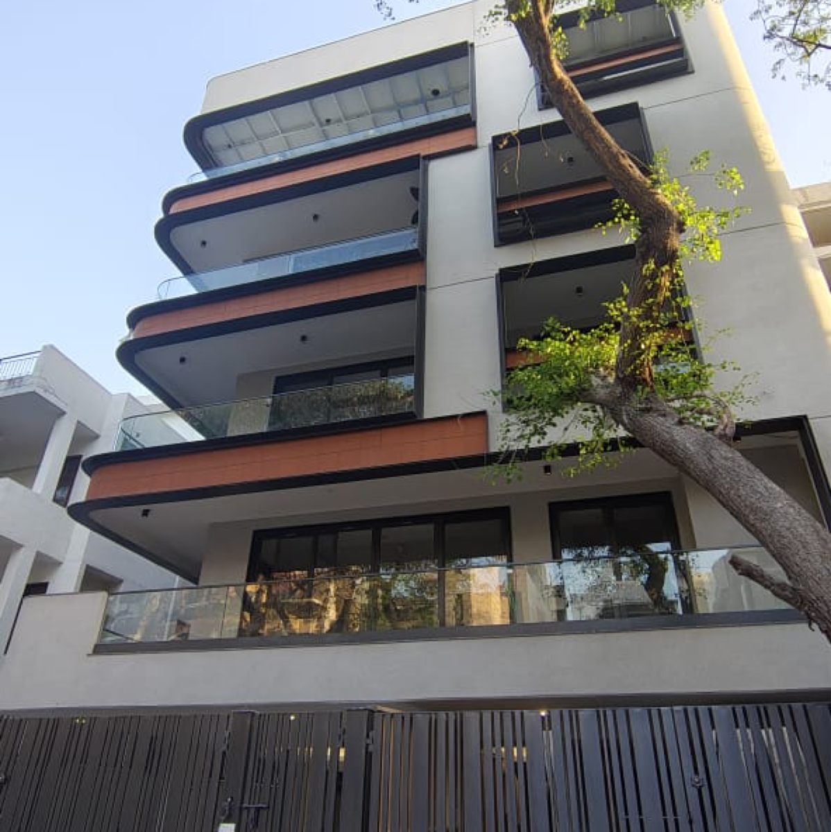 4 BHK + Pooja Room,Servant Room Builder Floor For Sale in Boutique Residential Apartments G-88