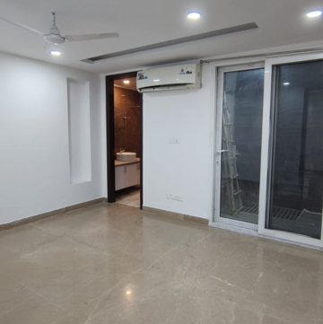 Room in 3.5 BHK Builder Floor at Shivalik Colony – for Rent