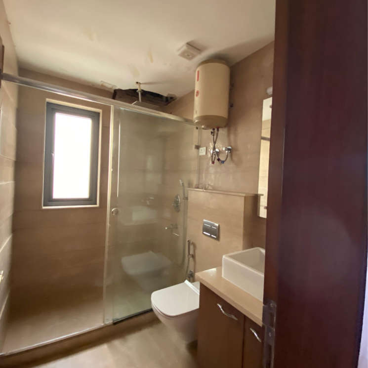 Bathroom, greater kailash ii 4 Bedroom 2250 Sq.Ft. Builder Floor In Greater Kailash ii Delhi 8442922
