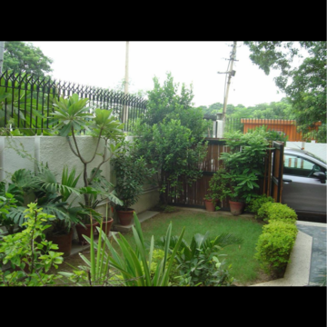 3 BHK Builder Floor – Exterior View View at Geetanjali Enclave - for Rent