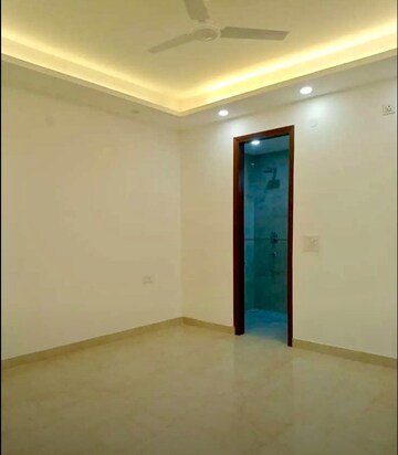 Room in 1 BHK Builder Floor at Kishangarh – for Rent