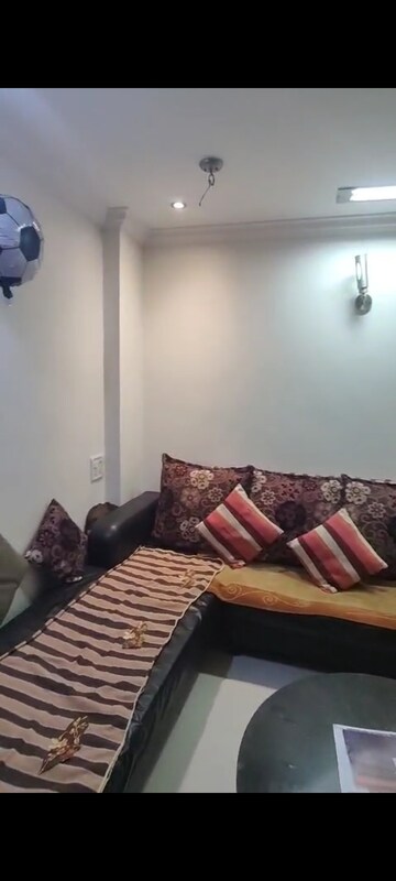 Furnished Amenities in 2 BHK Apartment at Shree Ram CHS Prabhadevi, Prabhadevi – for Rent