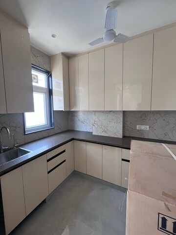 Kitchen in 1 BHK Builder Floor at Ansal Sushant Lok I, Sector 43 – for Rent