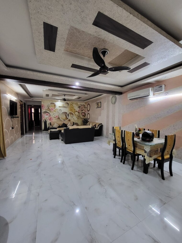  Parking, sector 43 4 Bedroom 270 Sq.Ft. Builder Floor In Sector 43 Faridabad 8442963